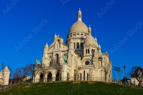 サクレ・クール寺院（パリ　モンマルトルの丘） © WAWA