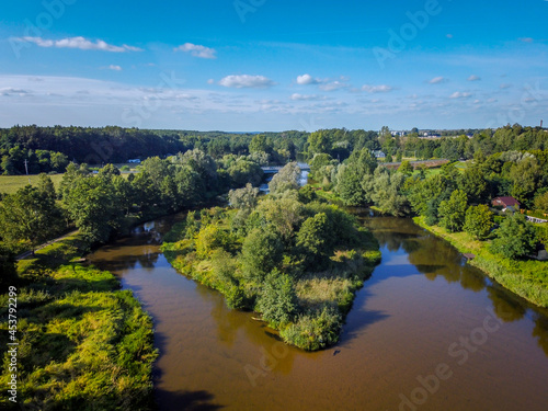 A photo from a drone showing the Warta River in central Poland. © Senatorek