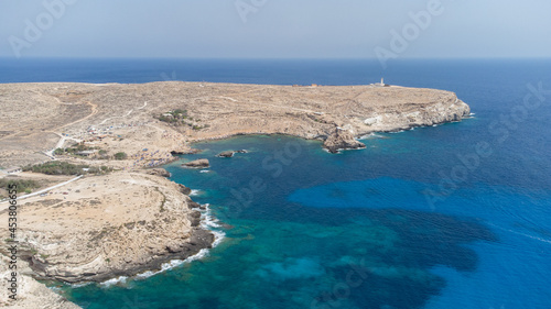 fotografia aerea dell isola di Lampedusa in Sicilia