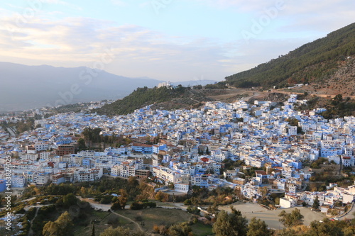 Dense little blue houses that look like miniatures in Chefchaouen, Morocco © 성민 황