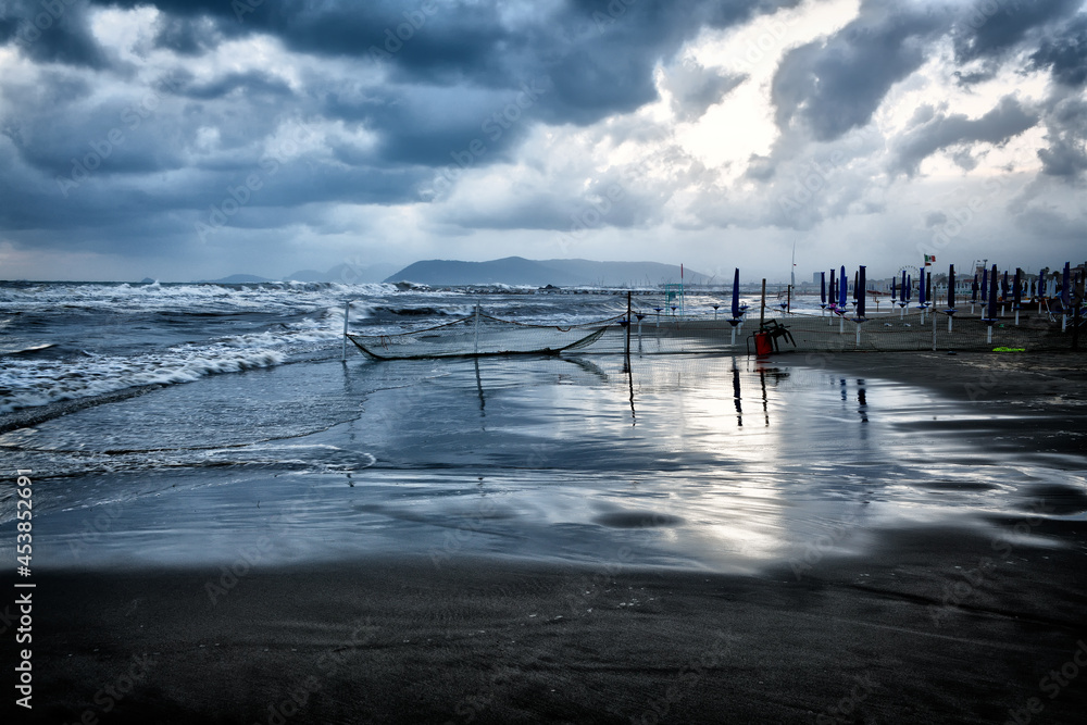 The sea of Tuscany from Versilia 