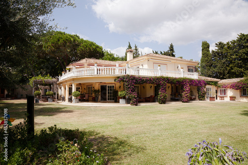 Wallpaper Mural Luxury Spanish villa and patio Torontodigital.ca