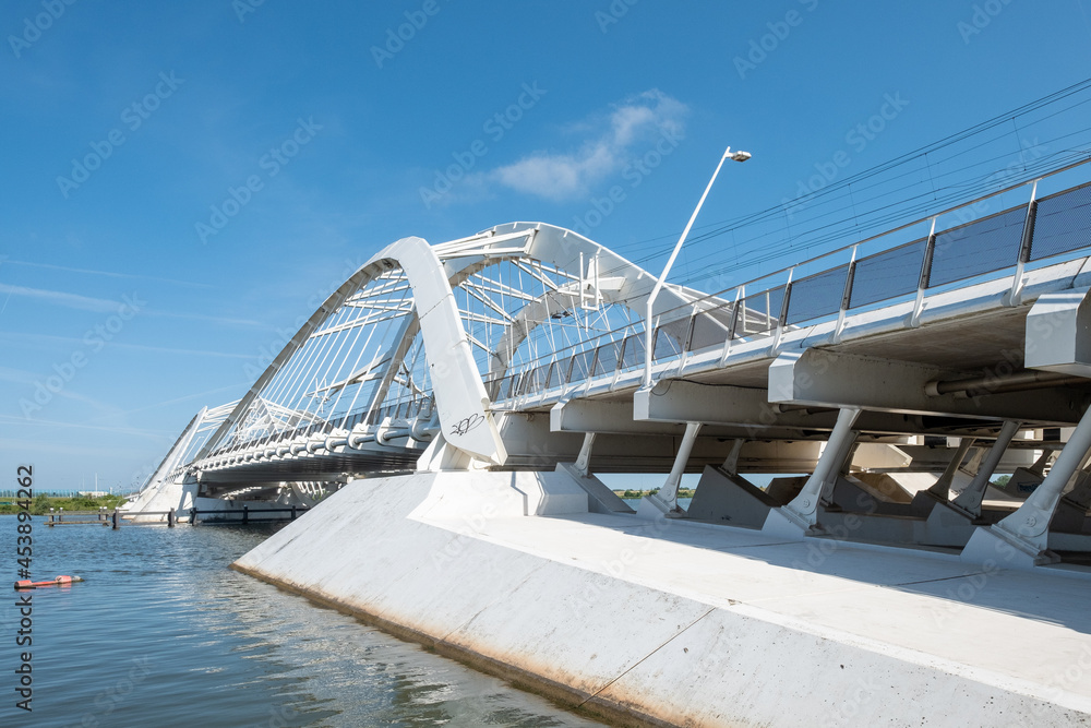 Obraz premium The Enneus Heerma Bridge in Amsterdam IJburg, Noord-Holland province, The Netherlands
