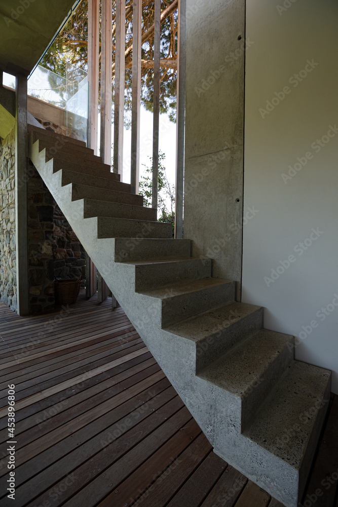 Obraz premium Staircase in modern house