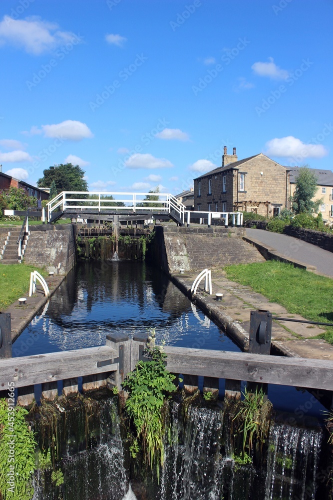 Locks beside Castleton Mill, Leeds.