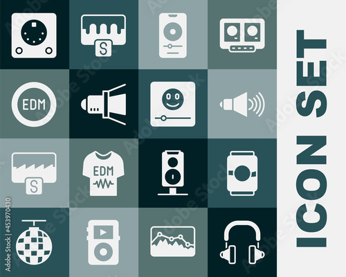 Set Headphones, Beer can, Speaker volume, Music player, Movie spotlight, EDM electronic dance music, Drum machine and icon. Vector