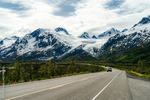 Hanging glacier by the scenic highway