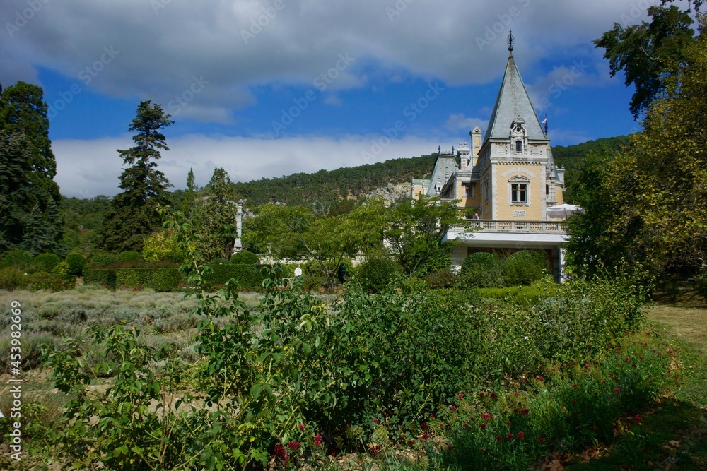 View of the Masandra Palace, Yalta Crimea View of the Masandra Palace, Yalta Crimea