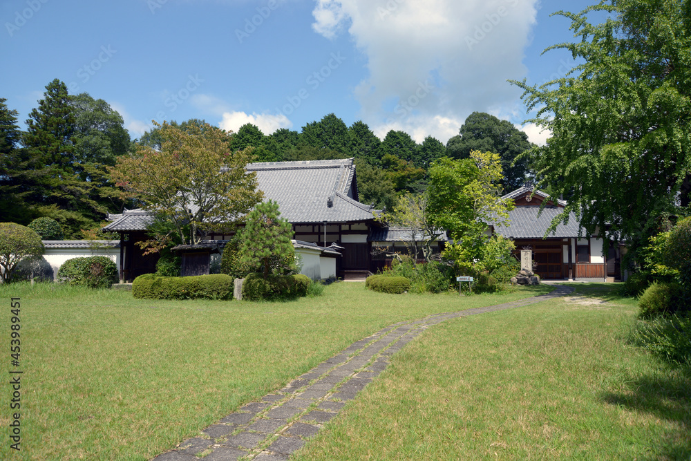 Fototapeta premium 芳徳寺 境内 奈良県奈良市柳生下町