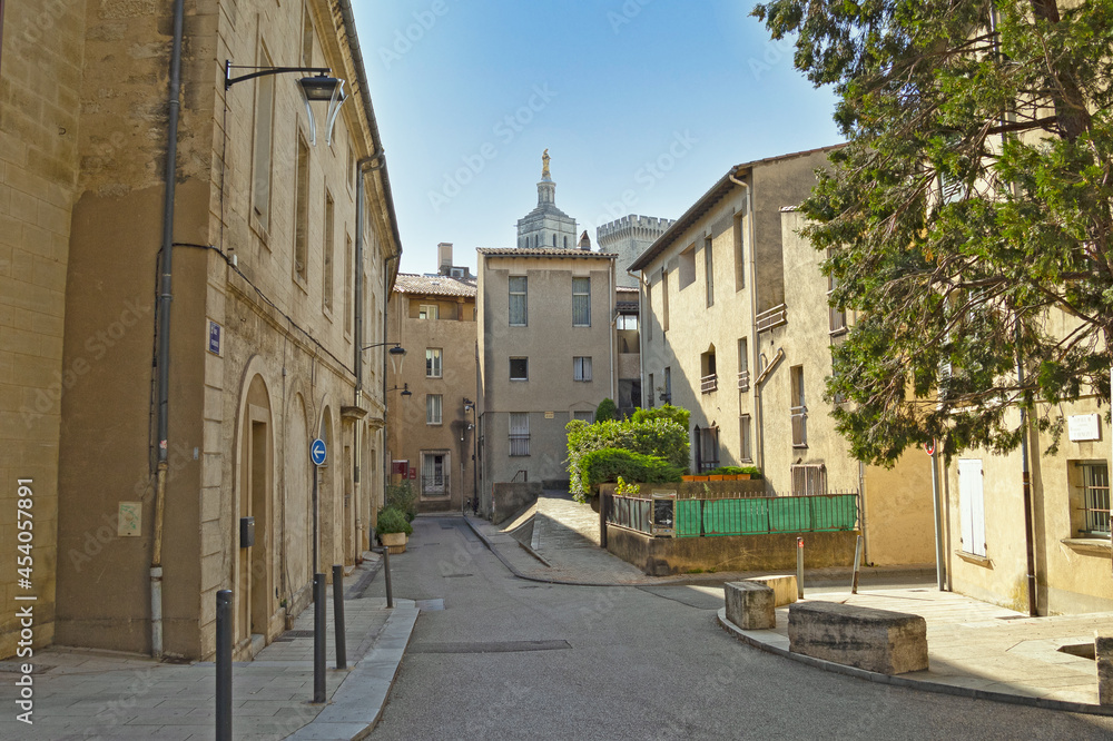 une rue de la ville d'Avignon en France