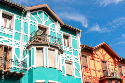 Bilbao City is situated in the north-central part of Spain, thiers buildings display a variety of architectural styles, ranging from gothic, Art Deco, Art Nouveau and Neo-Gothic.