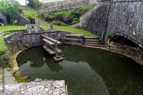 Wallpaper Mural 鹿児島県　沖永良部島のジッキョヌホーの名水 Torontodigital.ca