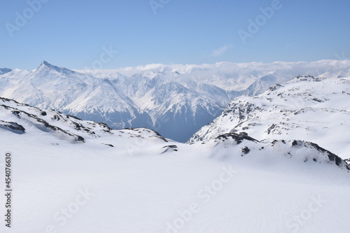 Val Thorens scenic snow mountain view