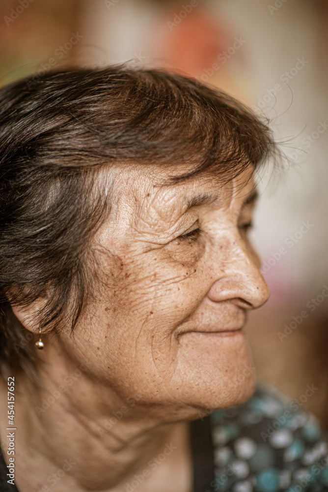 Fototapeta premium Close-up portrait of an elderly woman.