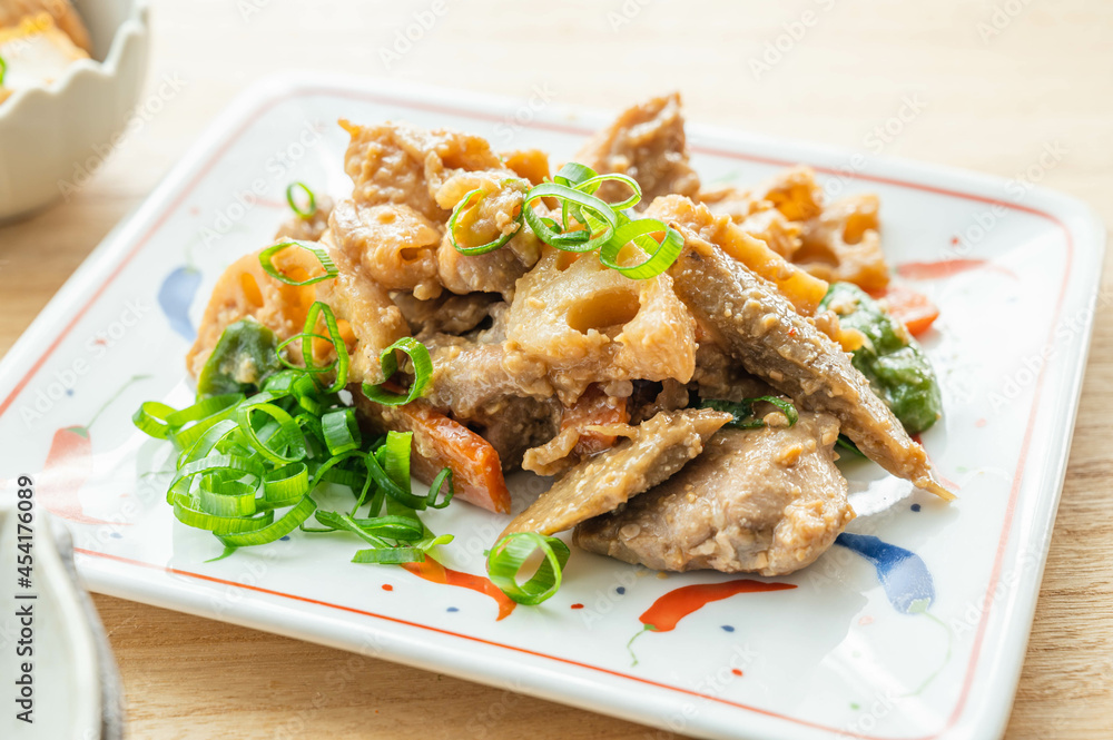 れんこんと鶏肉の味噌炒め