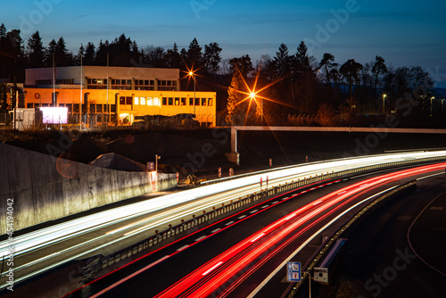 Autobahn bei Nacht