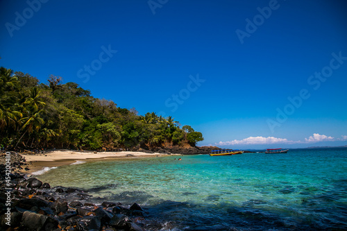 Isla Bolaños en el pacífico panameño. Provincia de Chiriquí © SAMUEL