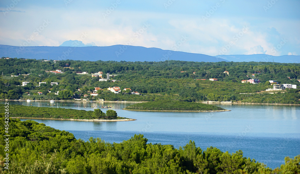 Biodiversity and ecological habitat of plant and animal species in Pomer on the Croatian peninsula Istria