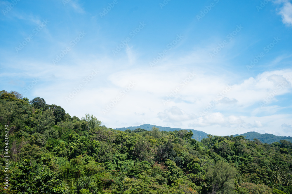Obraz premium clouds over the mountains