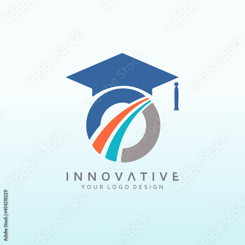 Logo, identity and color pallet for a non-conforming education center