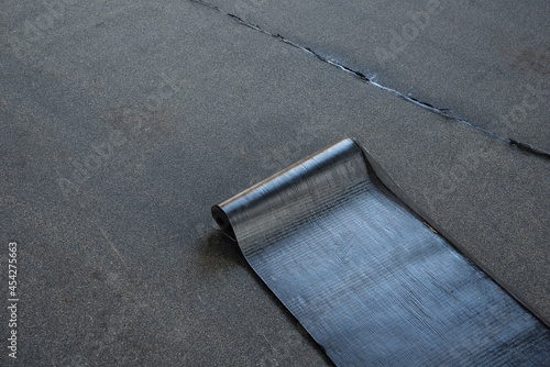 Tableau sur toile New roof  bitumen membrane insulation