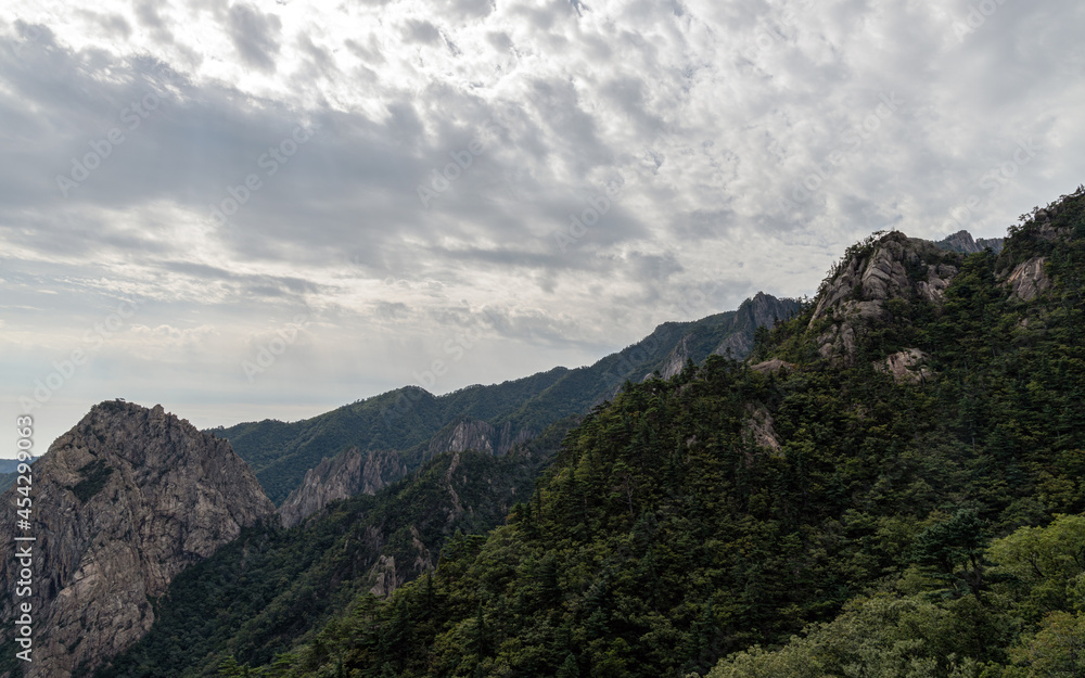  Seolak Mountain National Park, Sokcho, Gangwondo.