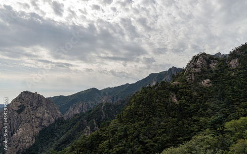  Seolak Mountain National Park, Sokcho, Gangwondo.