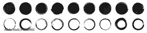 Grunge circle set. Grunge round shapes. Grunge banner collection. Vector