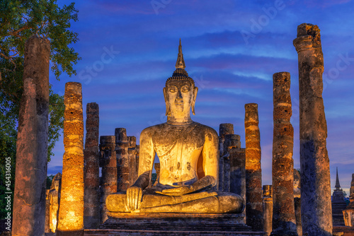 wat mahathat, sukhothai, thailand