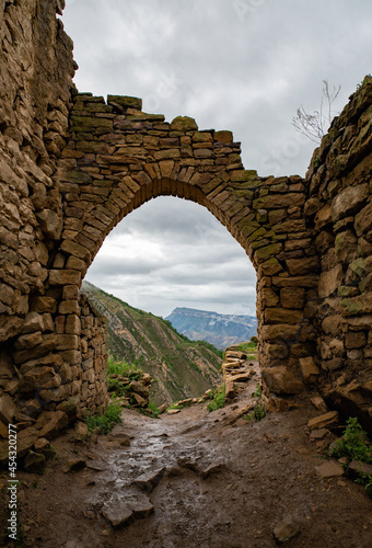 Journey tAbandoned aul ghost in Dagestan Gamsutl