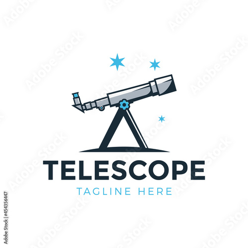 Telescope with star logo design vector illustration