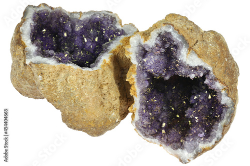 Tableau sur toile amethyst geode from Morocco isolated on white background