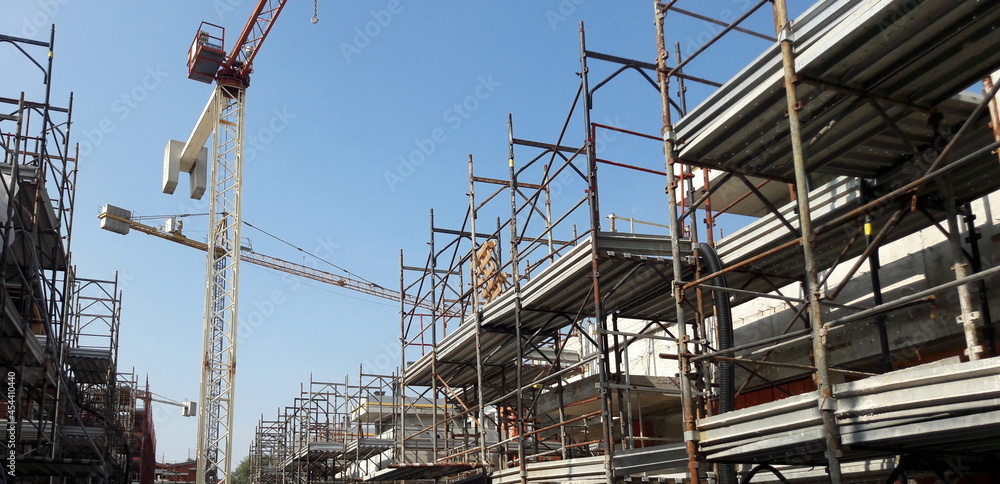Lavori in corso nel cantiere edile Lavori in corso nel cantiere edile