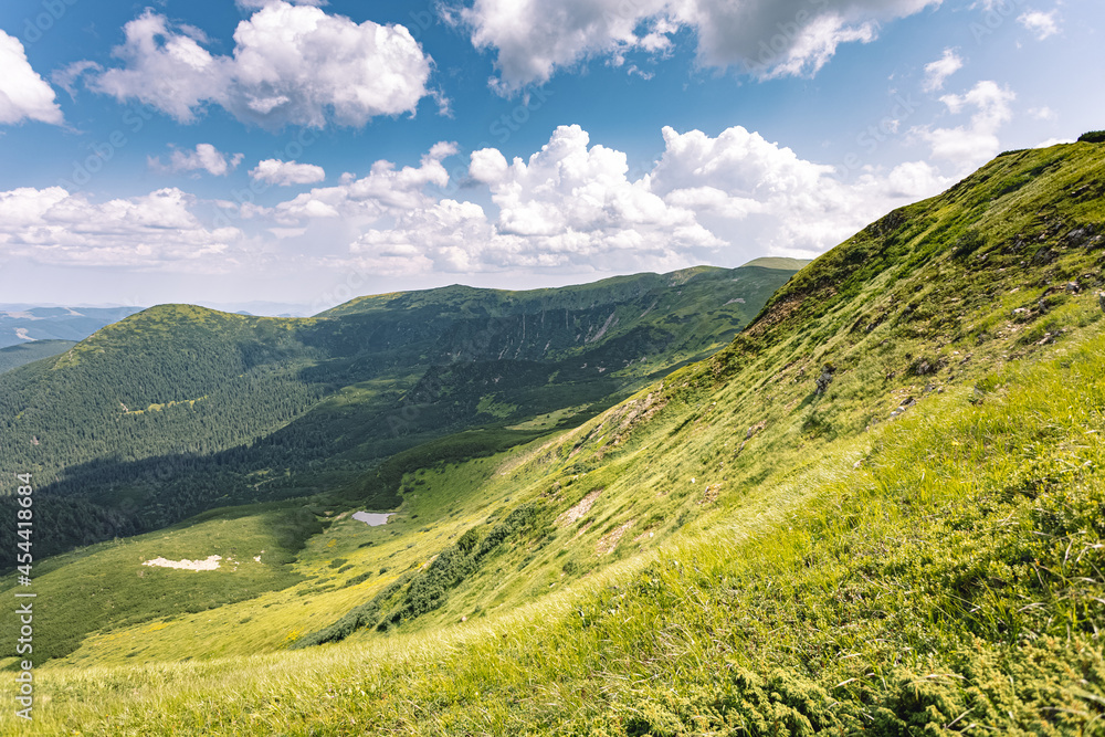 Fototapeta premium endless landscapes of mountain peaks. summer vacation in the mountains.
