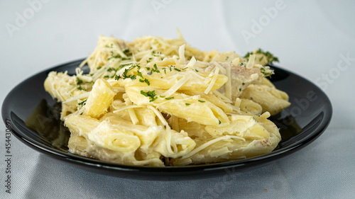 pasta with artichoke and parmesan