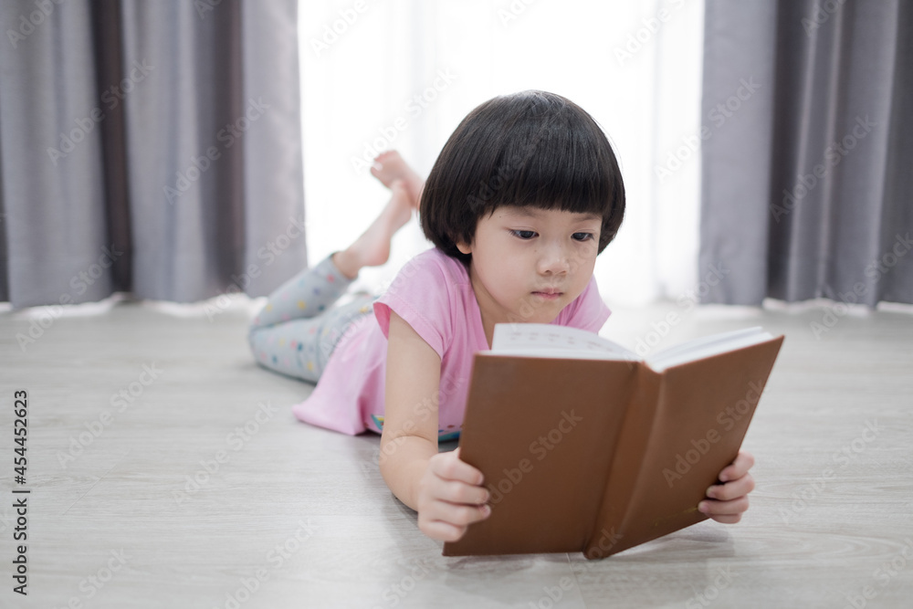 home school, kid doing homework, stay home, boy typing smartphone, use mobile phone
home school, kid doing homework, stay home, boy typing smartphone, use mobile phone