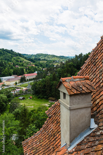 ルーマニア トランシルヴァニア地方にあるドラキュラ城のモデルになったブラン城から見える風景