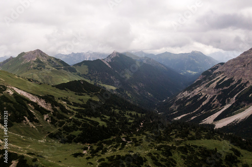 Saalfelder Höhenweg im Tannheimer Tal © Daniela Knipper