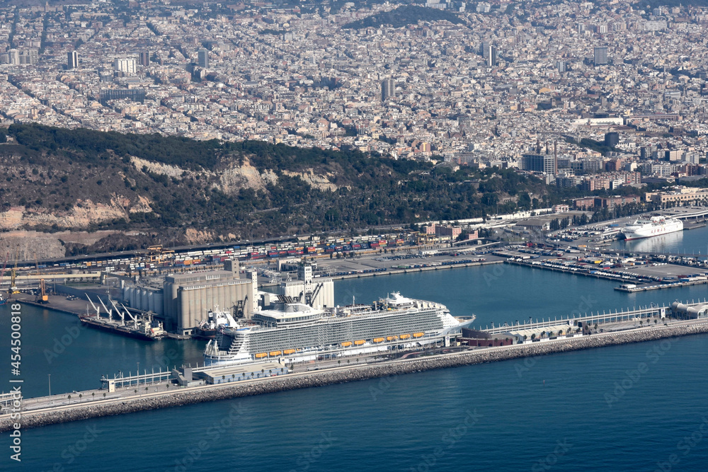 Naklejka premium The port of Barcelone from the sky (Spain).