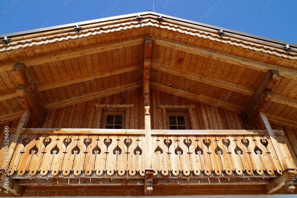 Obraz premium a rustic wooden alpine cabin in the Austrian Alps of the Schladming-Dachstein region (Almwelt Austria (Reiteralm Chalets))