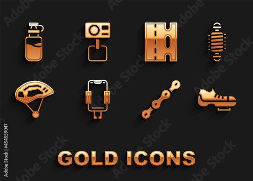 Set Mobile holder, Bicycle suspension, shoes, chain, helmet, lane, Sport bottle with water and Action extreme camera icon. Vector