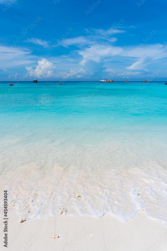 Fototapeta premium Nature landscape view of beautiful tropical beach and sea in sunny day. Beach sea space area