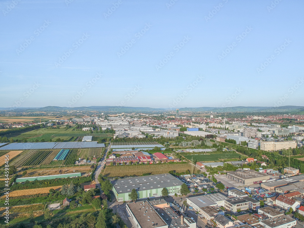 Obraz premium Luftbild, Sommerrain Viertel, ehemaligen Mahle-Beschäftigten Wohnsiedlung, Stuttgart, Baden-Württemberg, Deutschland, Europa