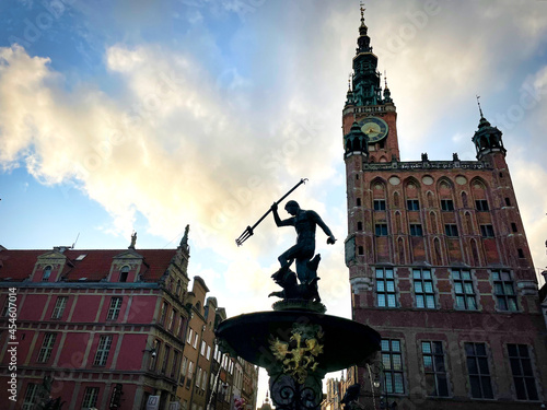 Pomnik Neptuna. Symbol miasta. Architektura starego miasta. Gdańsk, Polska