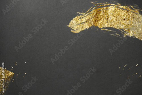 黄金龍 マットなブラック キラキラ 金色 和紙背景 