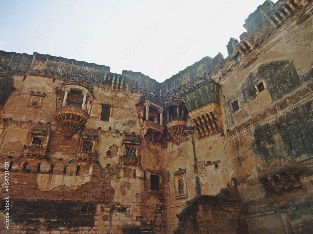 aaina mahal palace bhuj gujarat