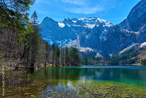 Fototapeta Naklejka Na Ścianę i Meble -  Hinterer Langbathsee lake in Alps mountains, Austria. Beautiful spring landscape. 