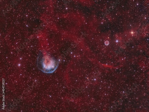 The two planetary nebulae Heckathorn-Fesen-Gull 1 & Abell 6 in the constellation Camelopardalis
