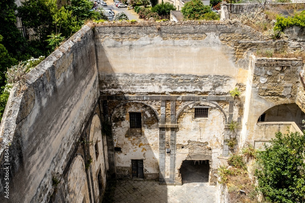 L'ex carcere di Procida a Palazzo D'Avalos