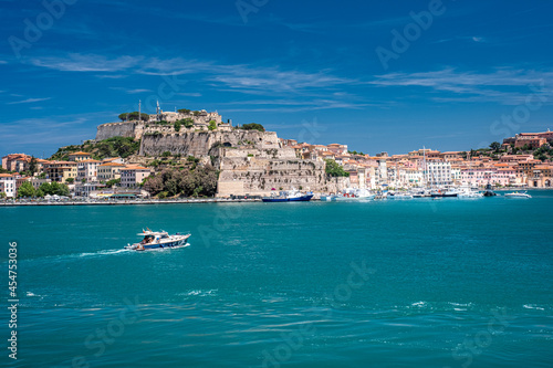 Fototapeta Naklejka Na Ścianę i Meble -  Panorama di Portoferraio, Elba